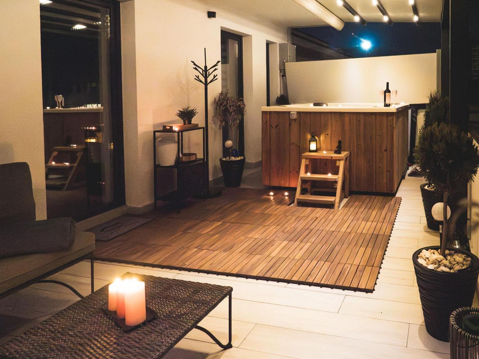 Gavas Jacuzzi Relax Zen Apartman Kolozsvár Kültér fotó